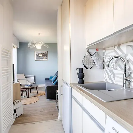 Moderne A Avec Parking Et Balcon - Fr-1-788-46 Apartment *